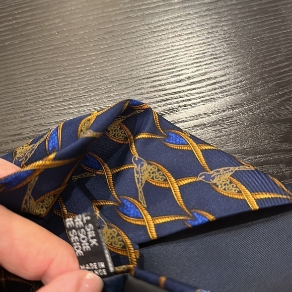 Lanvin Paris Bird Motif Silk Tie - Picture 5 of 7